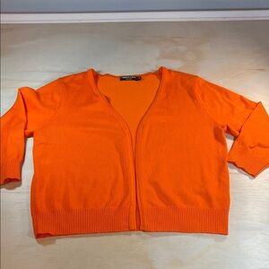 Soft Pumpkin Orange Women's Sweater Cropped  3/4 sleeve Sz M